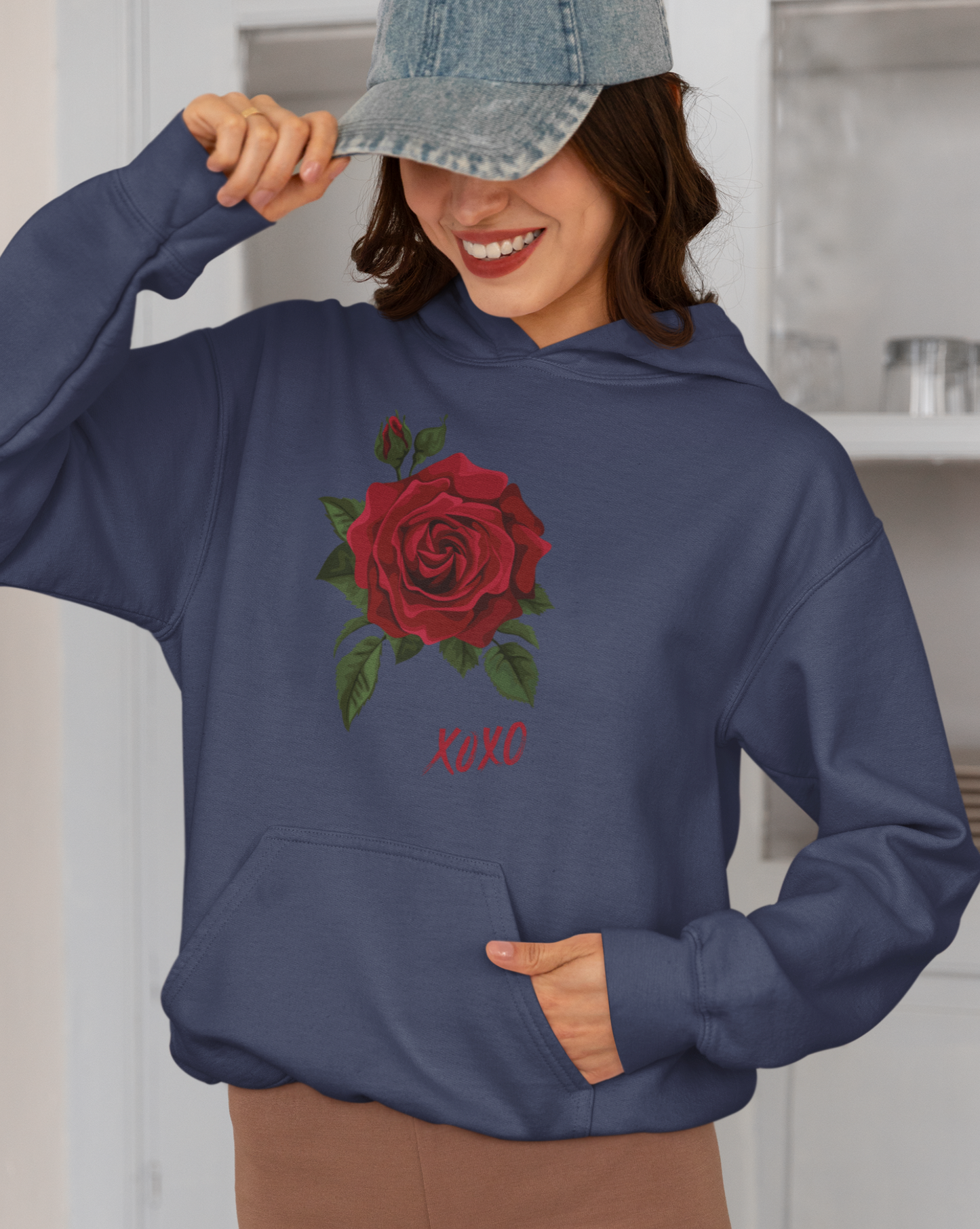 Rose XOXO Women's Heavy Blend™ Hooded Sweatshirt