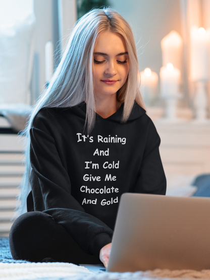 It's Raining Women's Heavy Blend™ Hooded Sweatshirt