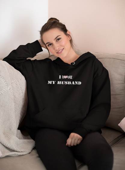 I Love My Husband Women's Heavy Blend™ Hooded Sweatshirt