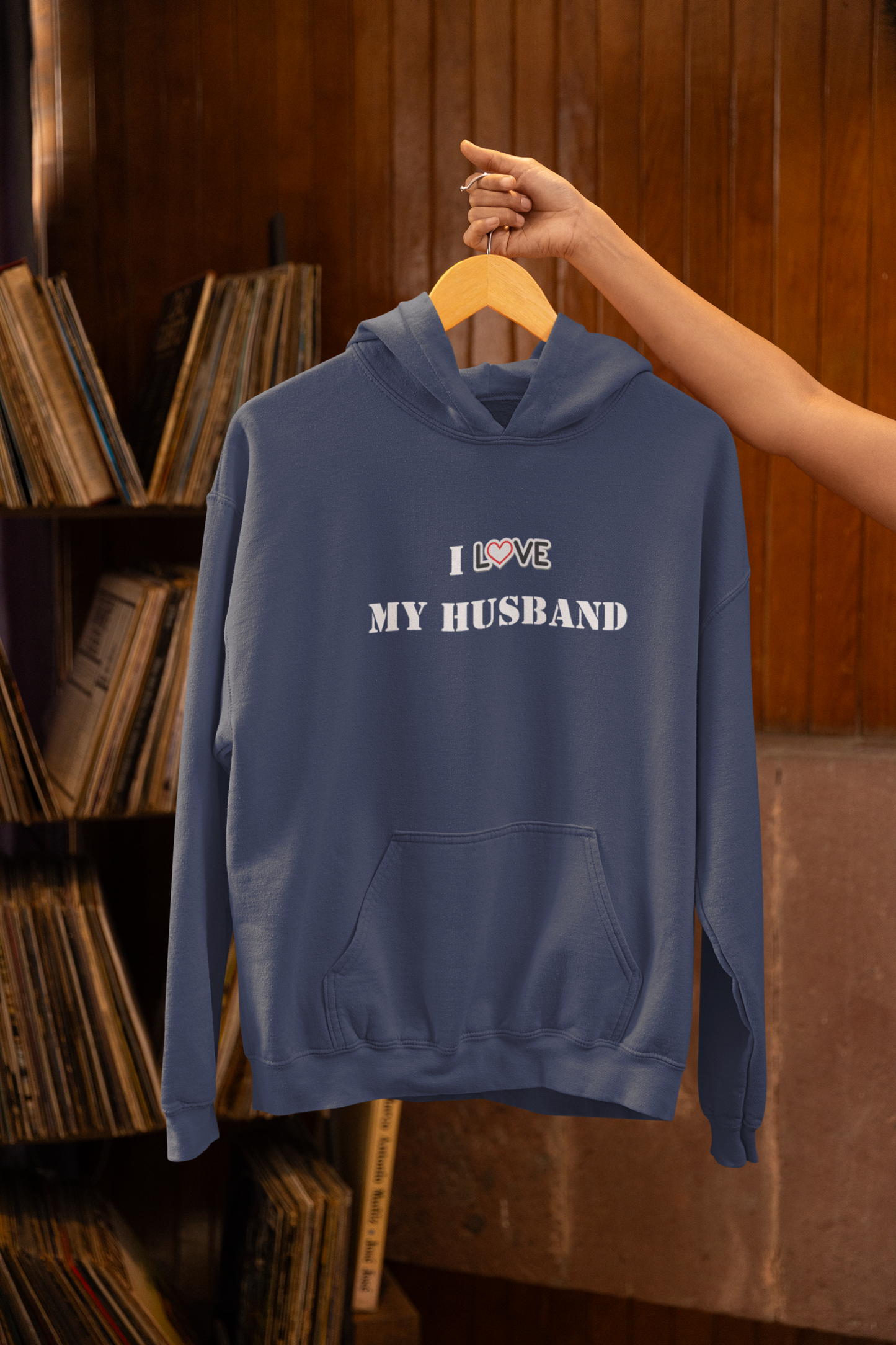 I Love My Husband Women's Heavy Blend™ Hooded Sweatshirt