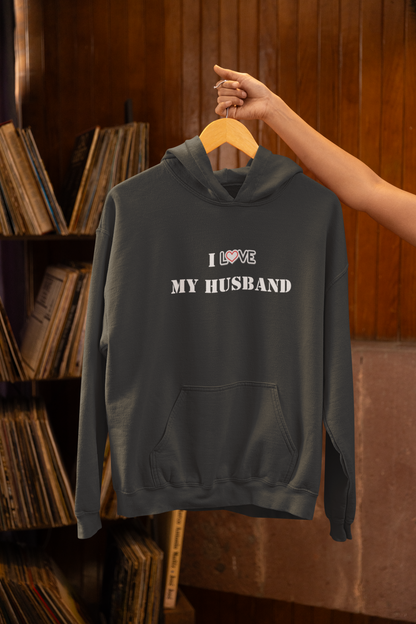 I Love My Husband Women's Heavy Blend™ Hooded Sweatshirt